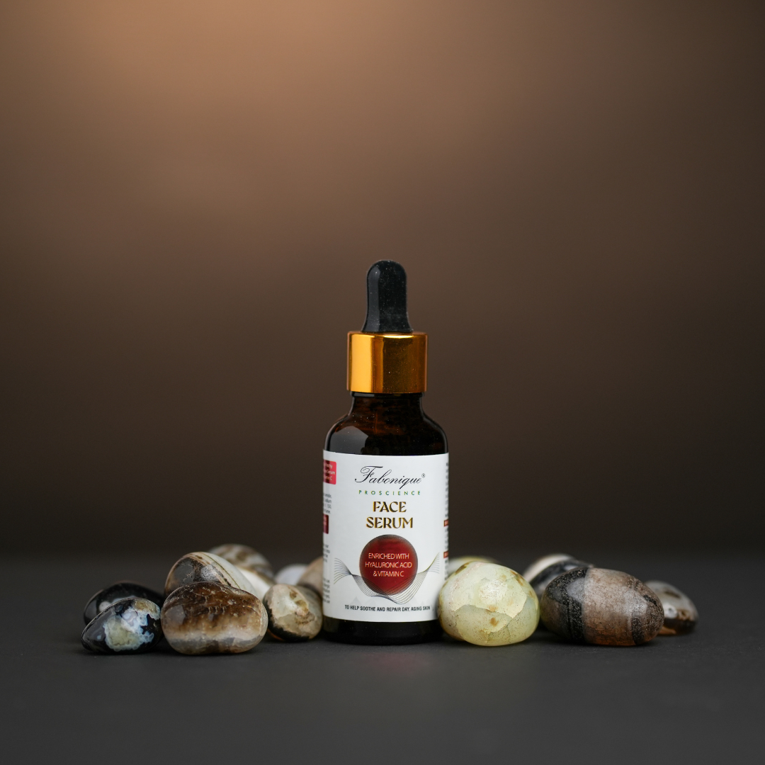 Face Serum | Enriched with Hyaluronic Acid & Vitamin C | Hydrating, Brightening & Skin Repair